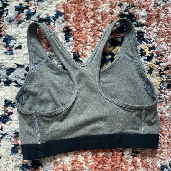 Nike Dri-Fit Grey Sports Bar - Picture 2 of 2